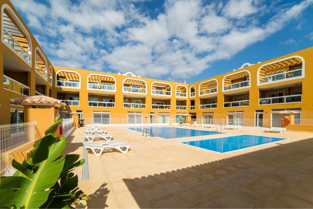 Apartamentos Arenas Blancas De Cotillo Vista Piscina Exteriör bild